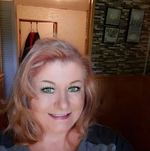 Meet your Posher, Peggy